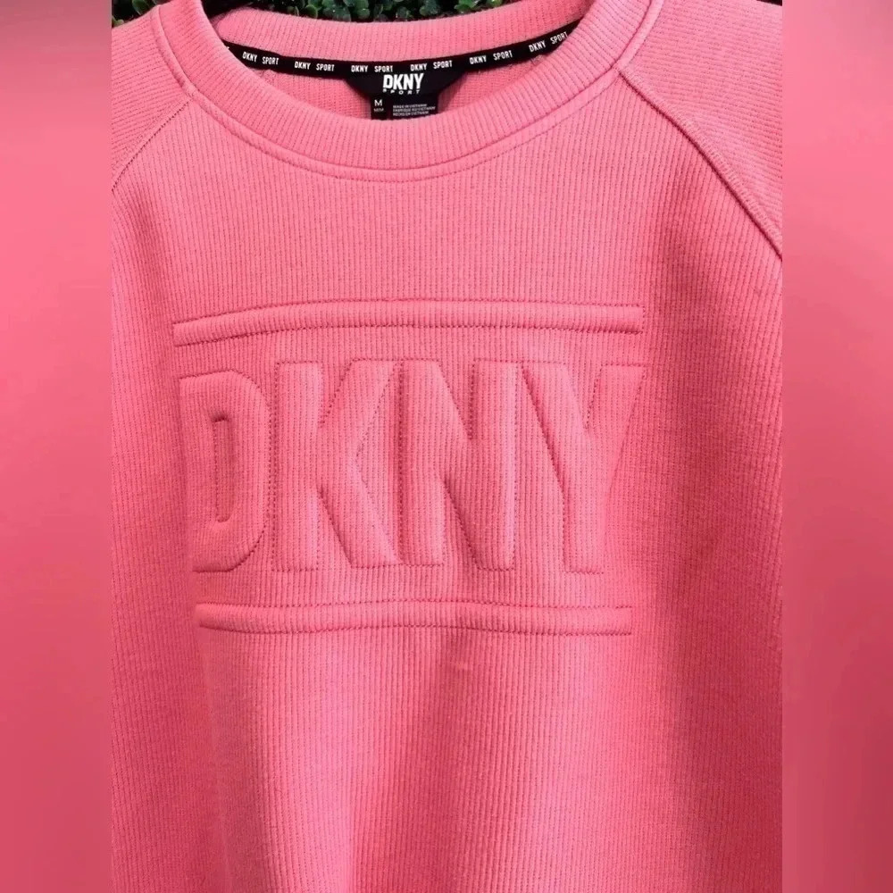 DKNY Embossed Logo Drawstring Cropped Sweatshirt - Medium - Picture 4 of 10